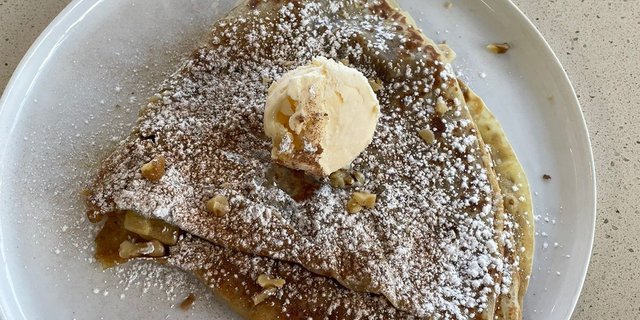 Apple Strudel Crepe