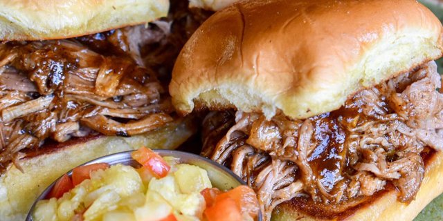 Pulled Pork Sliders