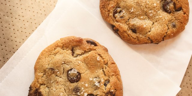 Catering Tahini Chocolate Chip Cookies