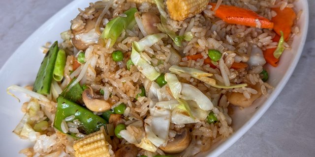 Vegan Mandarin Fried Rice w/ Mixed Veggies