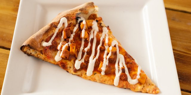 The Verrazano 18" Pizza