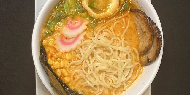 Spicy Tonkotsu Ramen Box