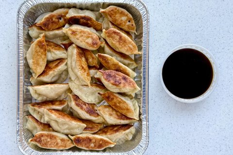 Pork Fried Dumplings 猪肉锅贴