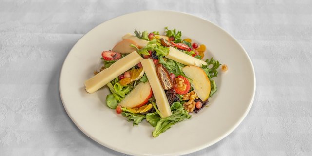 Mediterranean Salad