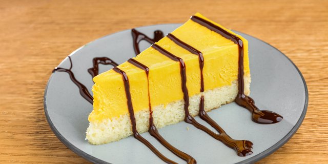 Mama's Tropical Cheesecake