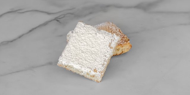 Luscious Lemon Bar