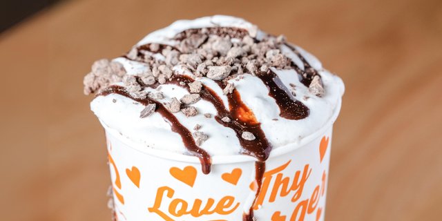 Organic Mint Chocolate Chip Coconut Shake