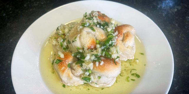 Garlic Knots