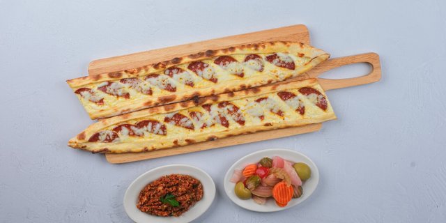 Sausage & Mozzarella Pide