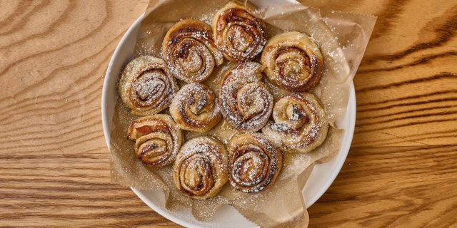 Bacon Honey Buns Platter