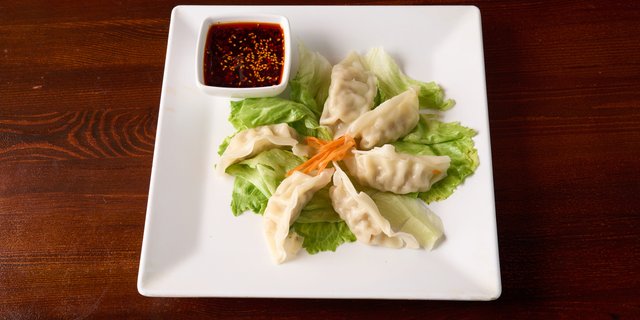 Steamed Veggie Dumpling Platter