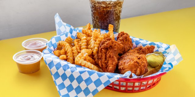 Chicken Tenders Boxed Lunch