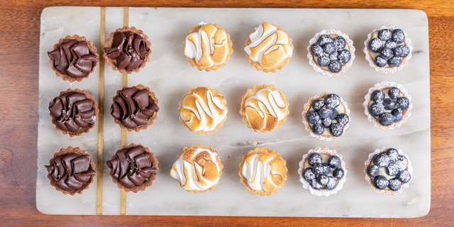 Mini Fruit Tart Box