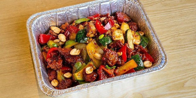 Kung Pao Beef Tray