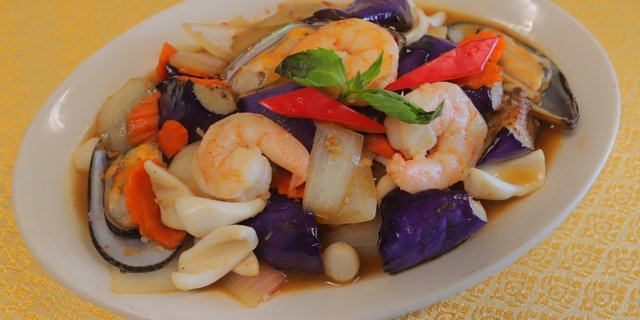 Golden Seafood