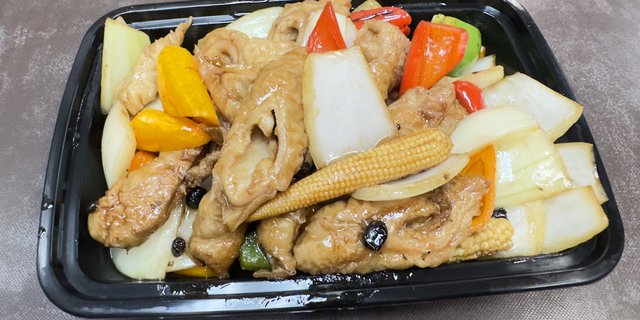Intestine in Black Bean Sauce