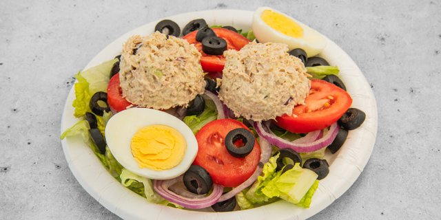 Tuna Salad Platter