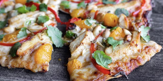 Thai Pie Thin Crust Pizza