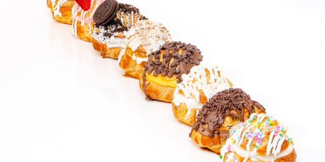 24-Count Mini Cream Puffs