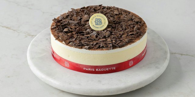 Tiramisu Cake