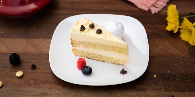 Limoncello Mascarpone Cake