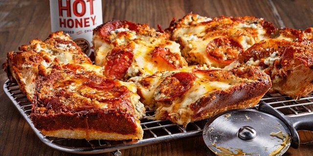 Pepperoni & Gorgonzola With Mike's Hot Honey