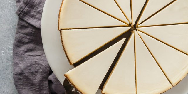 Whole Plain Cheesecake