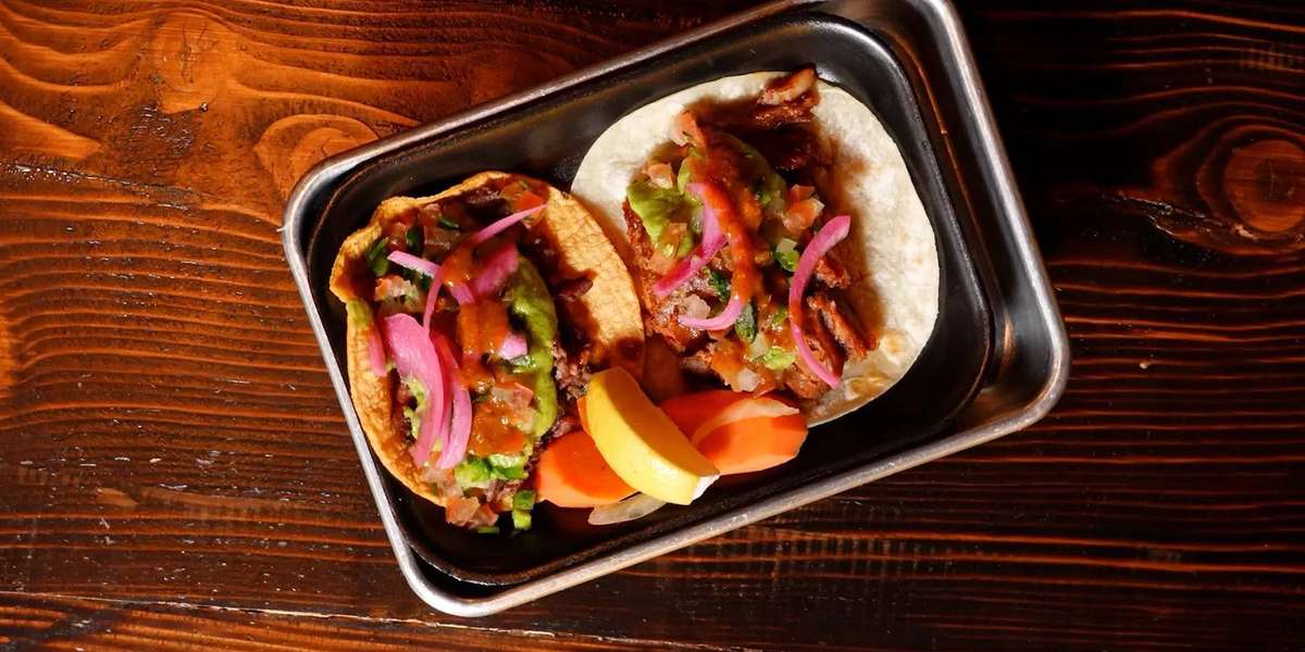 Carbon & Salt Taco Shop