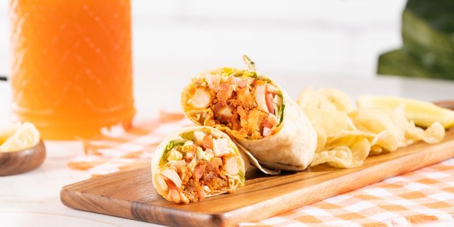 Crispy Buffalo Chicken Wrap Boxed Lunch