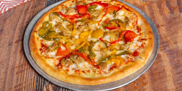 Sausage & Pepper Pizza