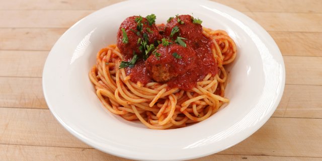 Pasta w/ Meatballs