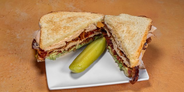 Turkey Bacon Avocado Sandwich