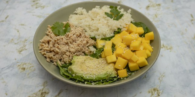 Mango Tuna Bowl
