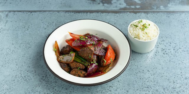 Lomo Saltado