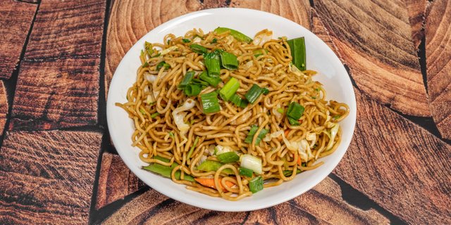 Vegetable Hakka Noodles