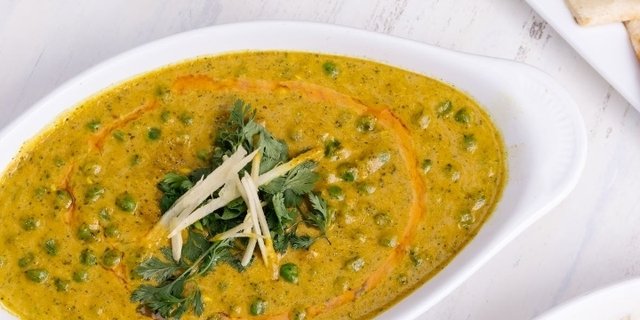 Methi Malai Muttar