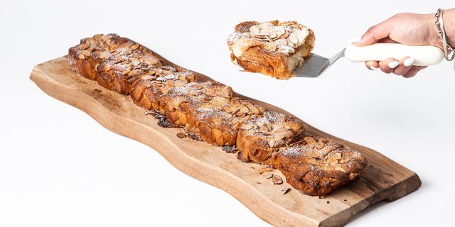 24" Almond Babka