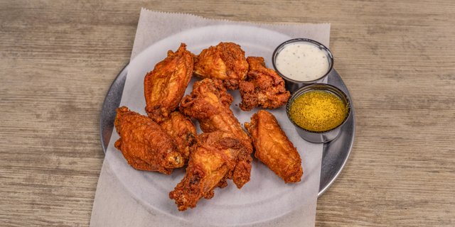 Fried Lemon Pepper Wings
