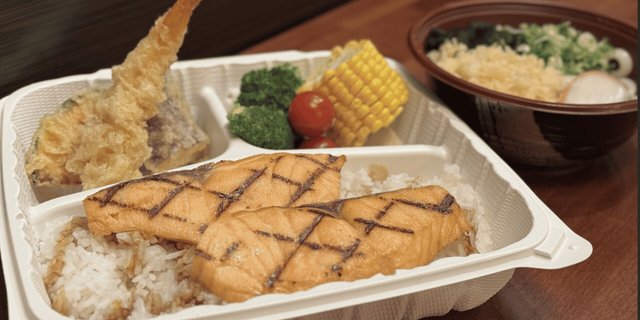 Salmon Teriyaki Bento Box