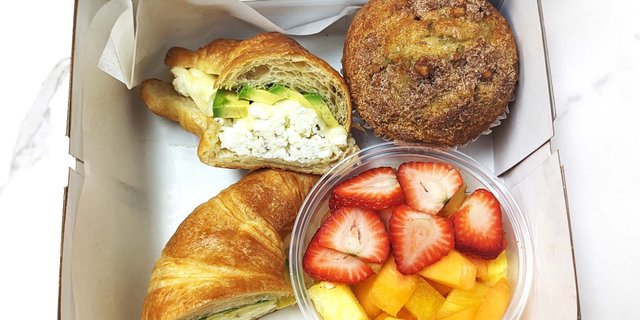 Egg White, Mozzarella, and Avocado Croissant Sandwich Box