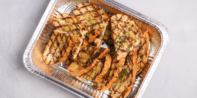 Crusty Bread, Garlic Oil & Balsamic