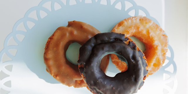 Old-Fashioned Plain Glaze Donut