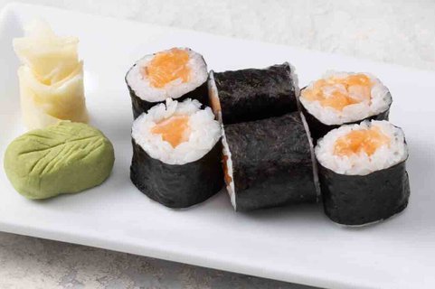Spicy Salmon Roll
