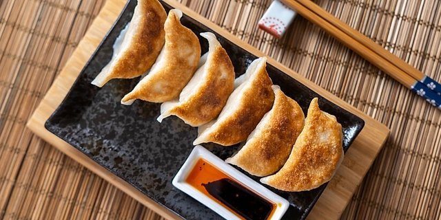 Vegetarian Pot Stickers