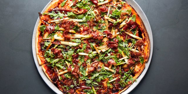 16" Parma Pizza