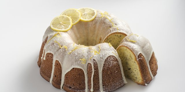 Lemon-Poppyseed Bundt Cake