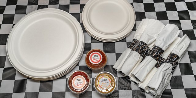 Deluxe Utensils