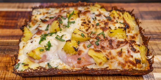 Hawaiian Pizza