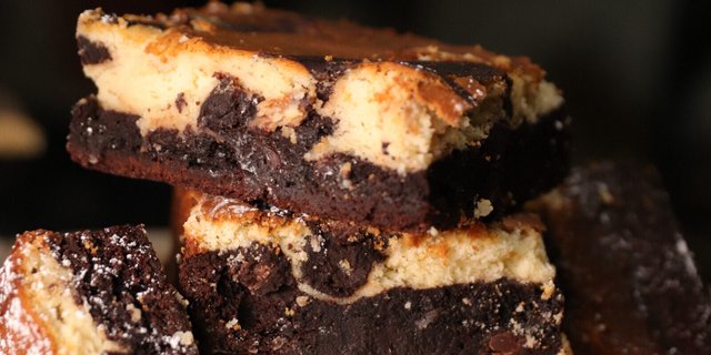 Cheesecake Brownie