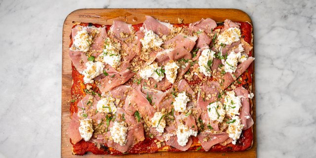 Burraprosciutto Pie